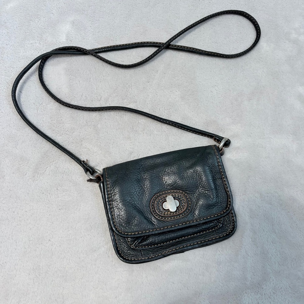 Fossil Pebbled Leather Crossbody Bag Women Black Size Small Turn Lock Flap